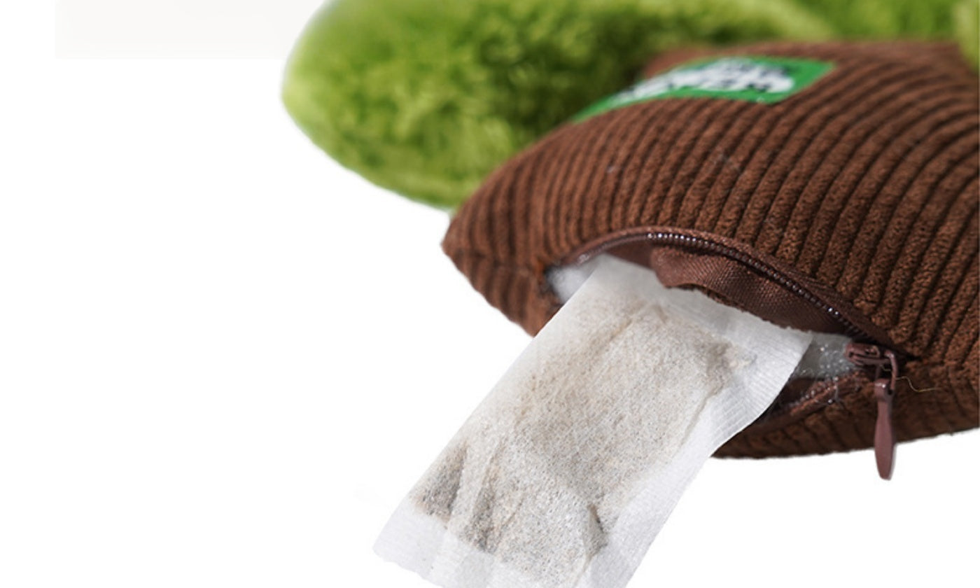 Pine Catnip Pillow: A Soft “Kick & Cuddle” Toy for Calm Daily Play