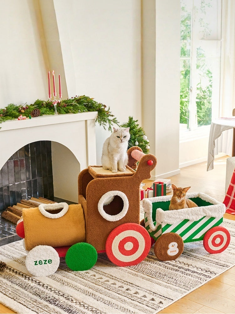 ZEZE Reindeer Train Cat Playset