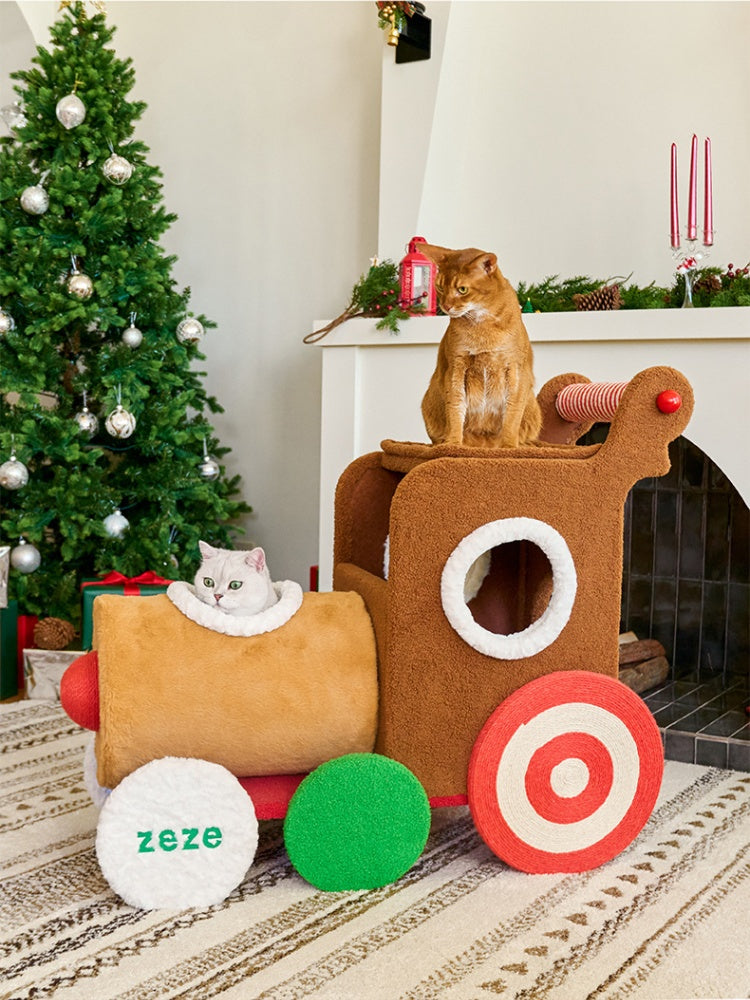 ZEZE Reindeer Train Cat Playset