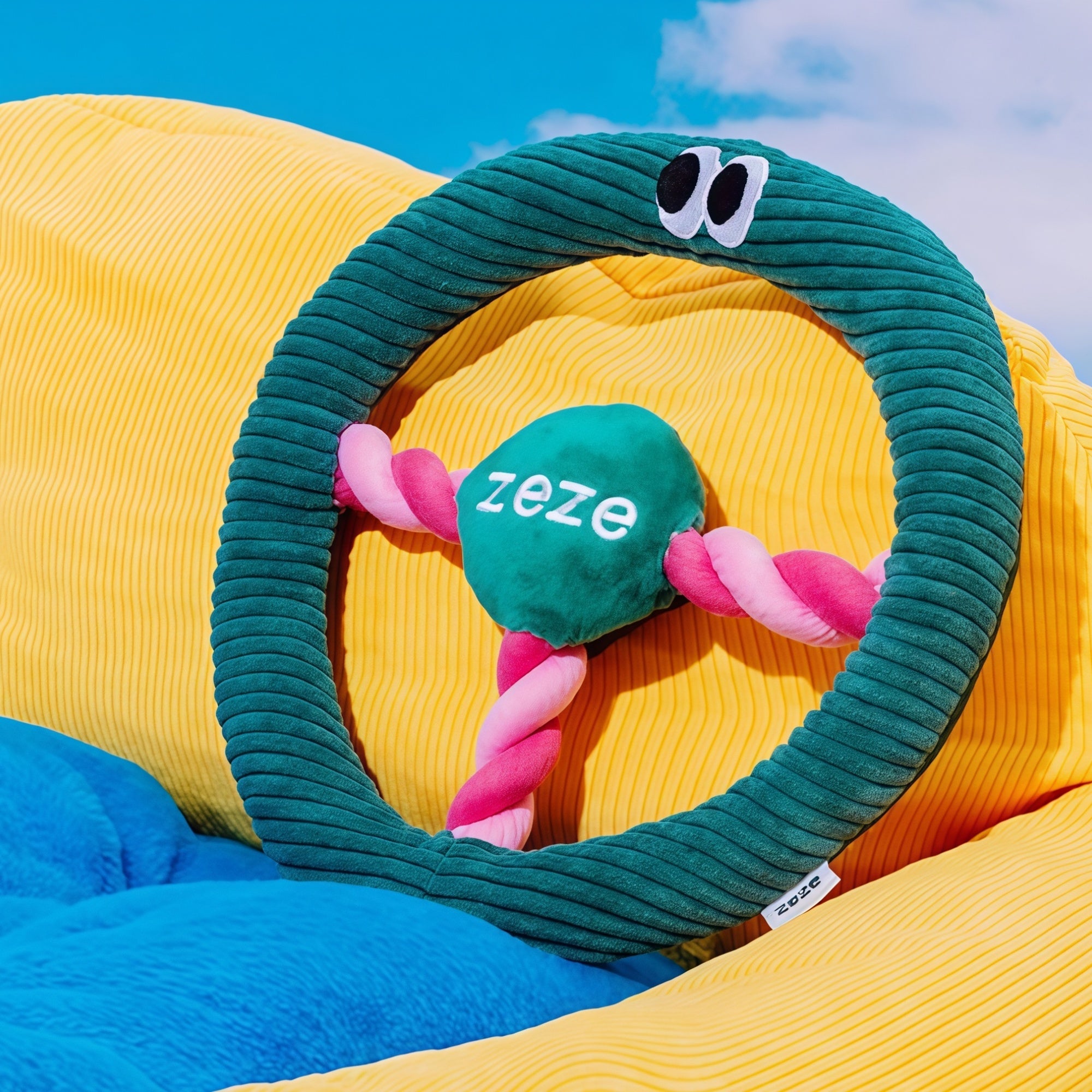 “Beep-Beep” Steering Wheel Dog Toy